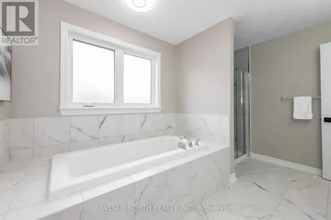 707 Moonflower Crescent Ottawa ON K1T 0X8