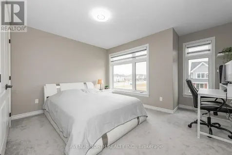707 Moonflower Crescent Ottawa ON K1T 0X8