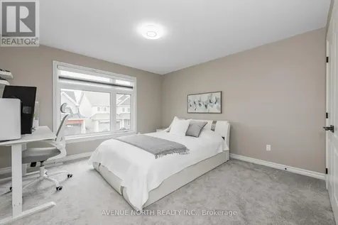707 Moonflower Crescent Ottawa ON K1T 0X8