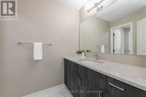 707 Moonflower Crescent Ottawa ON K1T 0X8