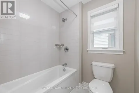 707 Moonflower Crescent Ottawa ON K1T 0X8