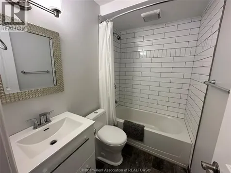200 Emma Street Chatham ON N7L 5E9