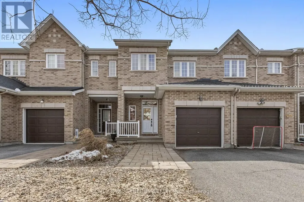 430 Foxhall Way Ottawa ON K2M 0G1