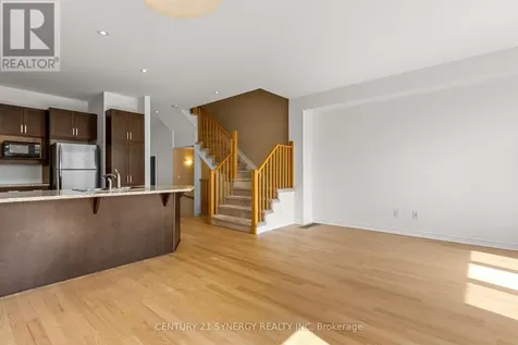 430 Foxhall Way Ottawa ON K2M 0G1