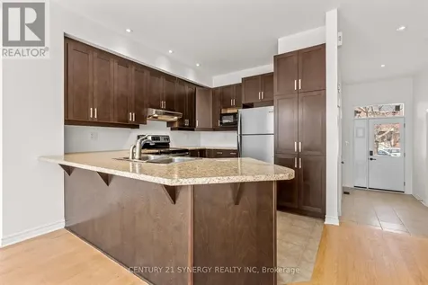 430 Foxhall Way Ottawa ON K2M 0G1