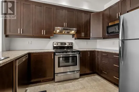 430 Foxhall Way Ottawa ON K2M 0G1