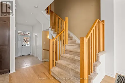 430 Foxhall Way Ottawa ON K2M 0G1