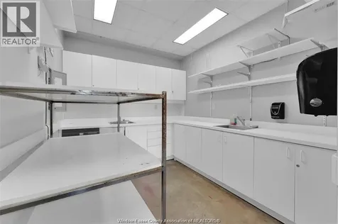 1501 Howard Avenue Windsor ON N8X 3T5