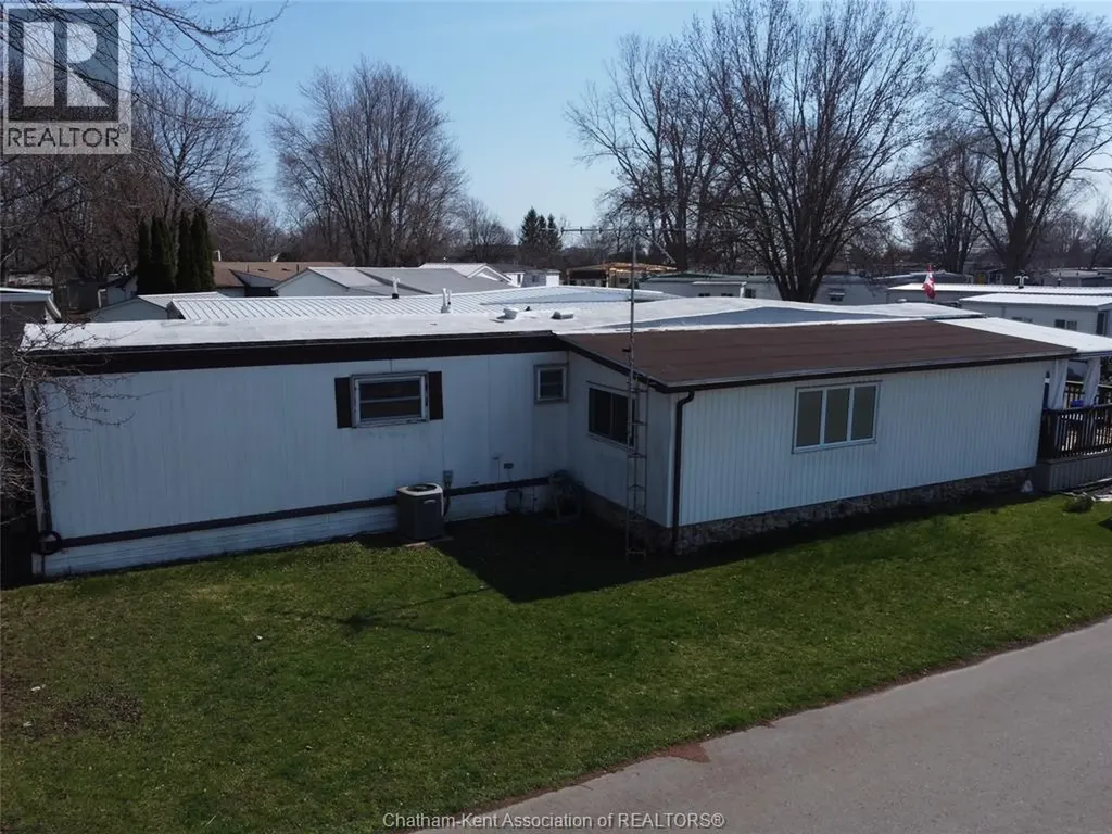 30 Regency Drive Chatham ON N7L 4E8