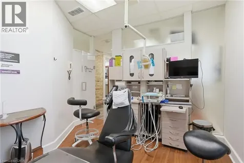 129 Market Street Brantford ON N3T 2Z9