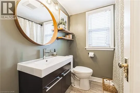 239 Rosewood Road Hamilton ON L8K 3J5