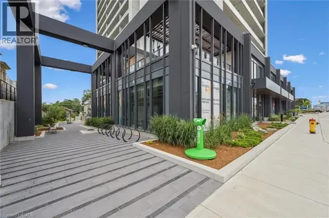 741 King Street West Kitchener ON N2G 4K9