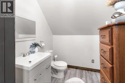 18332 Erieau Road Chatham-kent ON N0P 1A0