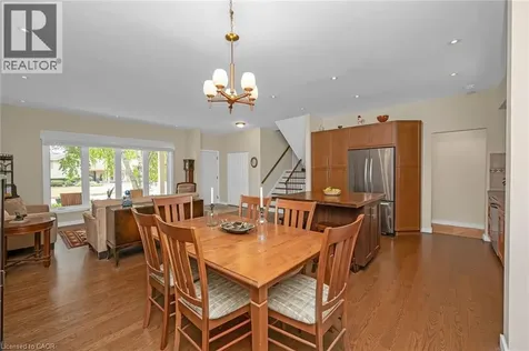 285 Surrey Drive Oakville ON L6L 3T6