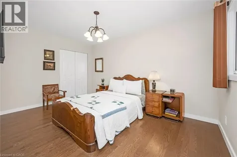 285 Surrey Drive Oakville ON L6L 3T6