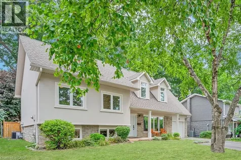 285 Surrey Drive Oakville ON L6L 3T6