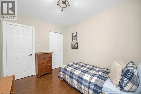 285 Surrey Drive Oakville ON L6L 3T6