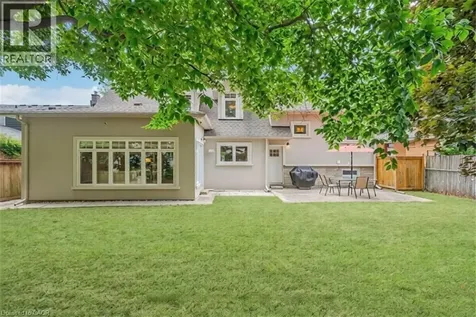 285 Surrey Drive Oakville ON L6L 3T6