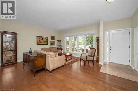 285 Surrey Drive Oakville ON L6L 3T6