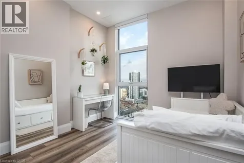 60 Charles Street West Kitchener ON N2G 0C9