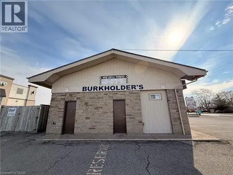 180 Fitch Street Welland ON L3C 4V8