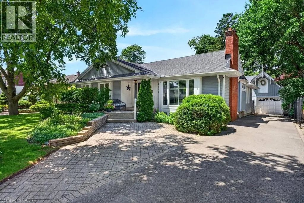 2119 Paisley Avenue Burlington ON L7R 1W1