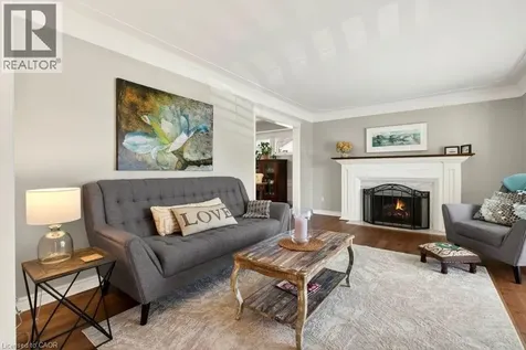 2119 Paisley Avenue Burlington ON L7R 1W1