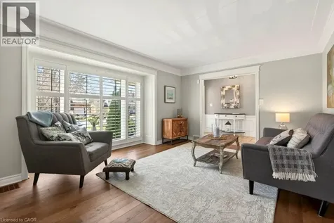 2119 Paisley Avenue Burlington ON L7R 1W1