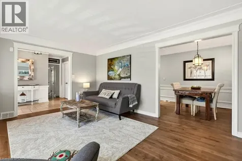 2119 Paisley Avenue Burlington ON L7R 1W1