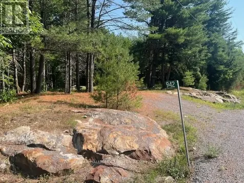942 Balmer Road North Kawartha ON K0L 1A0