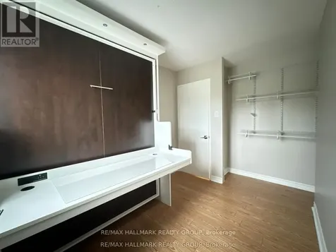 191 Parkdale Avenue Ottawa ON K1Y 1E8