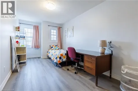 1570 Richmond Street London ON N6G 4W1