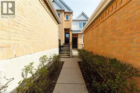 1570 Richmond Street London ON N6G 4W1