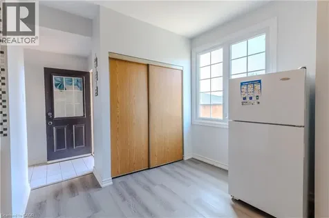 1570 Richmond Street London ON N6G 4W1