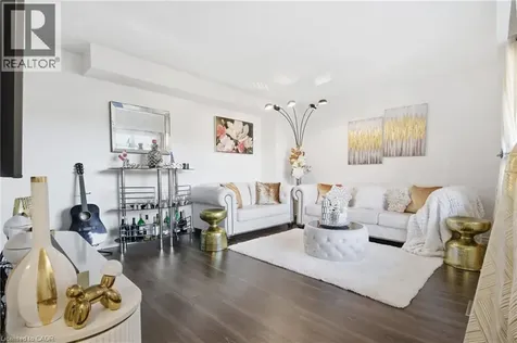 423 Westwood Drive Kitchener ON N2M 5B5