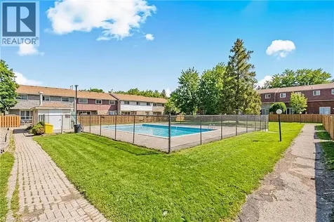 423 Westwood Drive Kitchener ON N2M 5B5