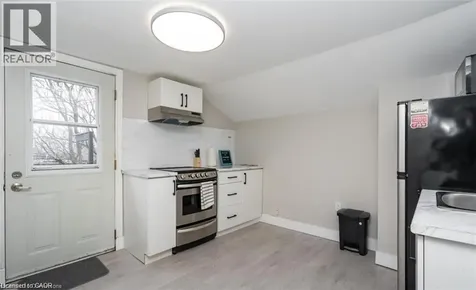 38 Inchbury Street Hamilton ON L8R 3B3