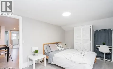38 Inchbury Street Hamilton ON L8R 3B3