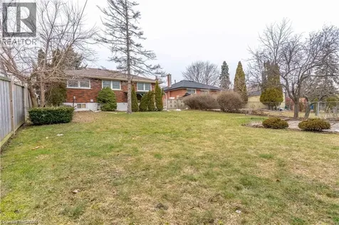 9 West 22nd Street Hamilton ON L9C 4N4