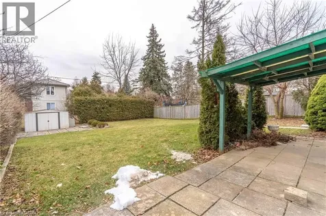 9 West 22nd Street Hamilton ON L9C 4N4