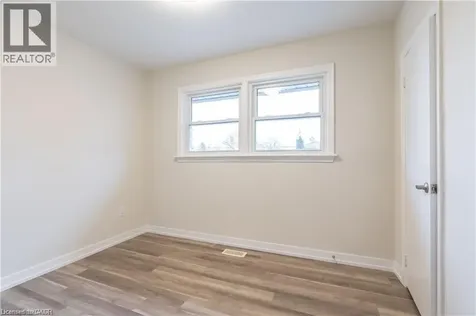 9 West 22nd Street Hamilton ON L9C 4N4