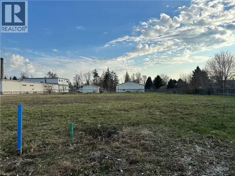 205 Cross Street East Dunnville ON N1A 0B4