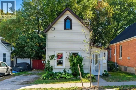 8 Tasker Street St. Catharines ON L2R 3Z8