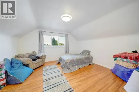 62 Brentwood Drive Stoney Creek ON L8G 2W8