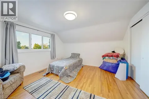 62 Brentwood Drive Stoney Creek ON L8G 2W8
