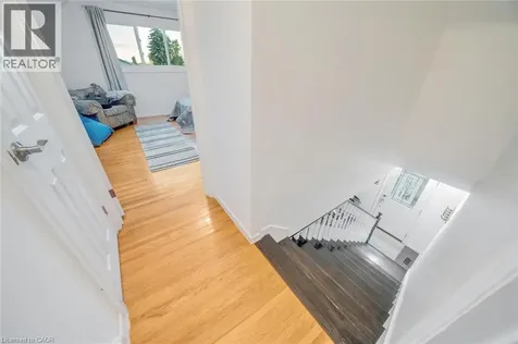 62 Brentwood Drive Stoney Creek ON L8G 2W8