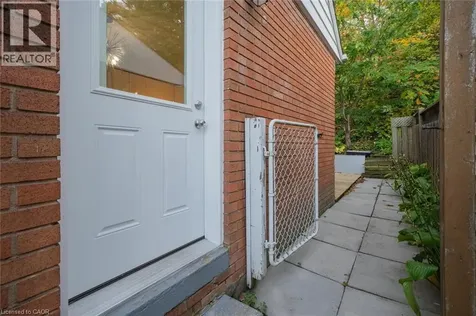 62 Brentwood Drive Stoney Creek ON L8G 2W8