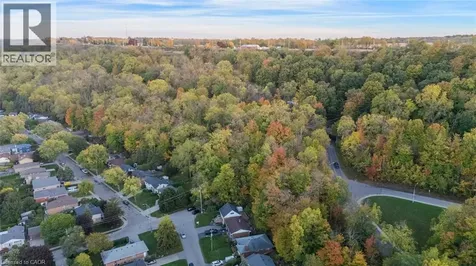 62 Brentwood Drive Stoney Creek ON L8G 2W8