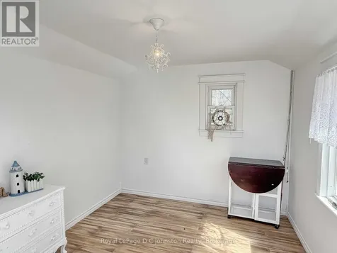 121 Edward Street Saugeen Shores ON N0H 2L0