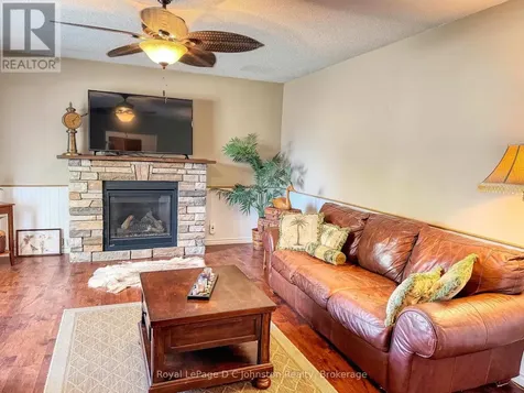 121 Edward Street Saugeen Shores ON N0H 2L0